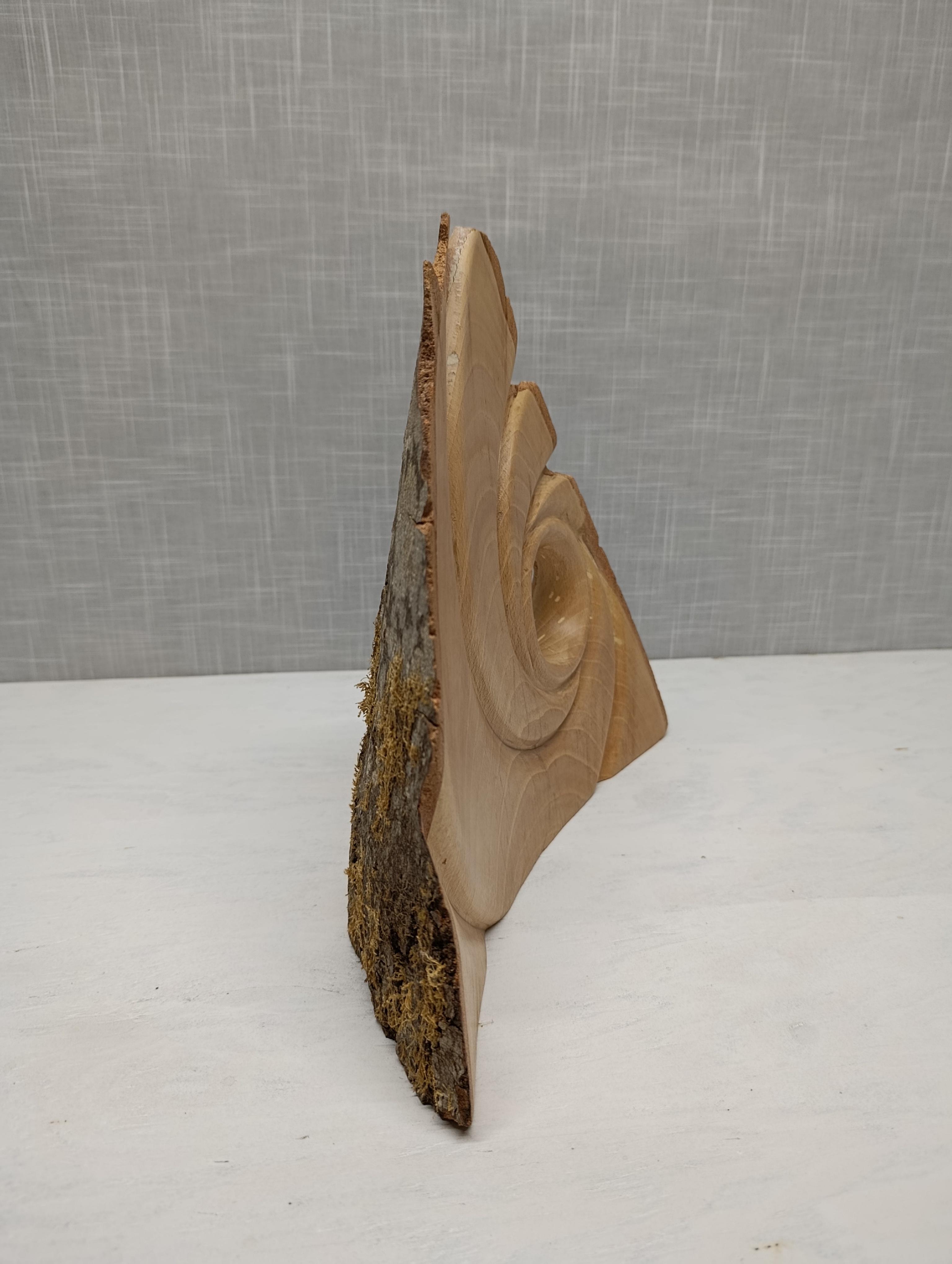 Sculpture en hêtre et acier inspirée de la suite de Fibonacci. - vue 2